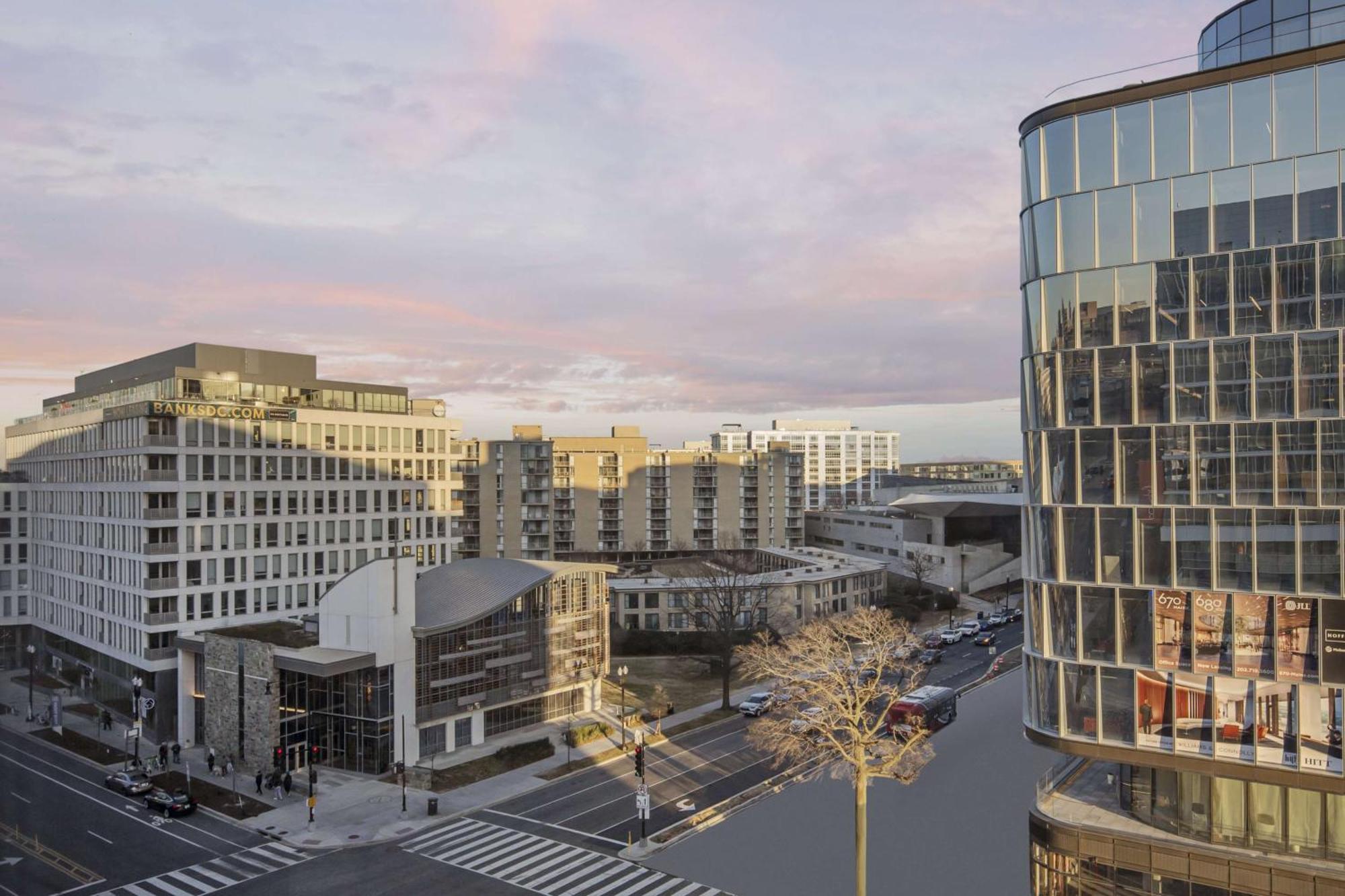 Отель Canopy By Hilton Washington Dc The Wharf Экстерьер фото