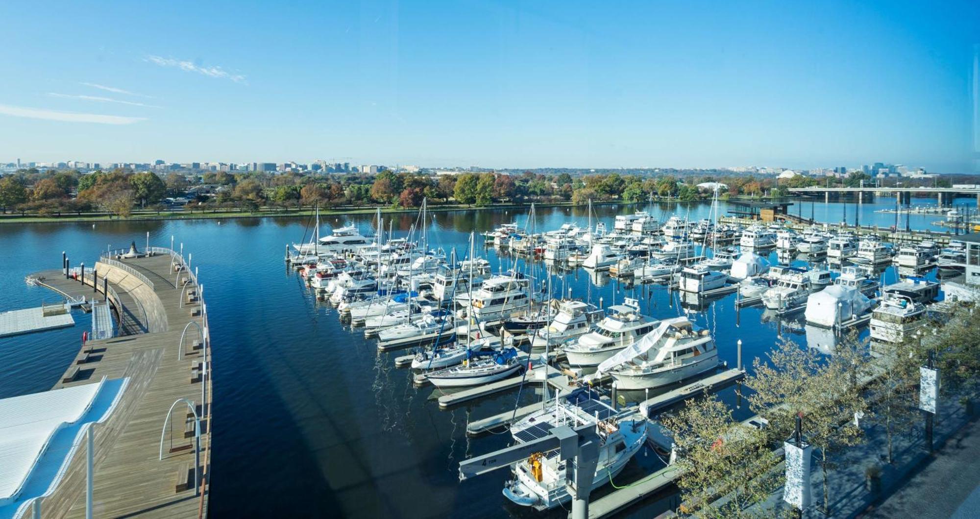 Отель Canopy By Hilton Washington Dc The Wharf Экстерьер фото